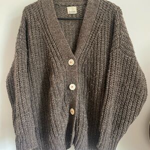 Babaa Chunky Knit Cardigan No. 19 in Oak